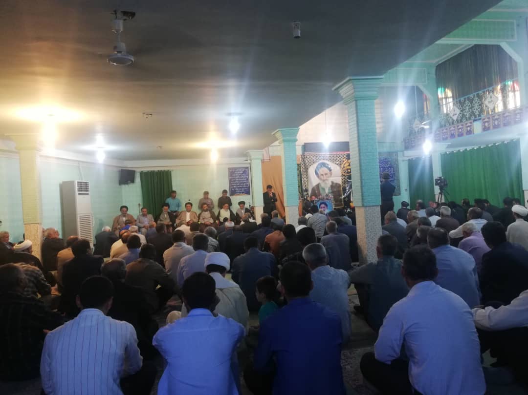 مراسم گرامی داشت عالم فرهیخته آ میر احمد تقوی در چرام به روایت تصویر